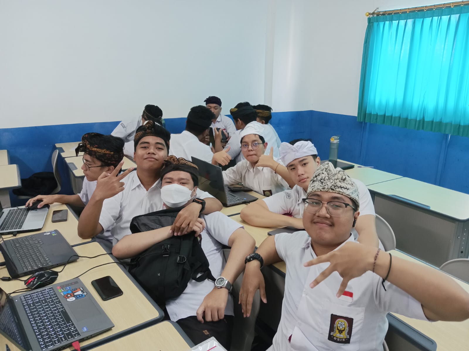 Lab komputer kampus
